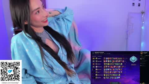 Snapshot of moonlady_ chatting on January 2025 05:48:01 AM MOON online show from January 2025 05:48:01 AM