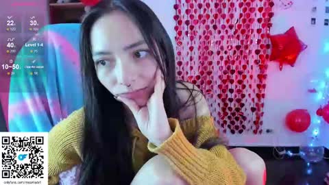 Snapshot of moonlady_ chatting on February 2025 04:29:01 AM MOON online show from February 2025 04:29:01 AM