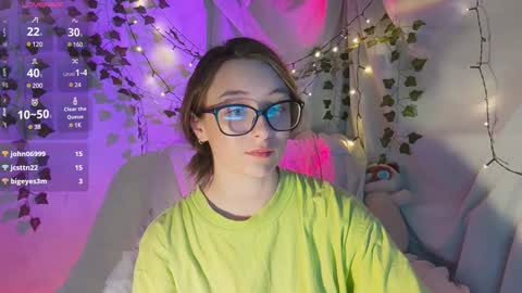 Snapshot of moonlight__lovers chatting on December 2024 04:31:01 PM Dana online show from December 2024 04:31:01 PM