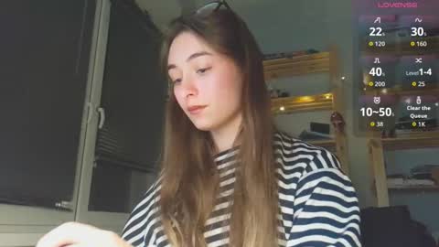 Dana online show from November 2025 08:57:01 PM