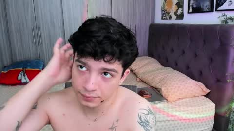 Clove online show from September 2025 05:38:01 PM