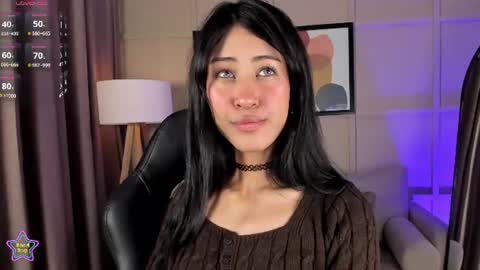 Snapshot of moonlight_brat chatting on July 2026 06:17:01 AM Ivy online show from July 2026 06:17:01 AM