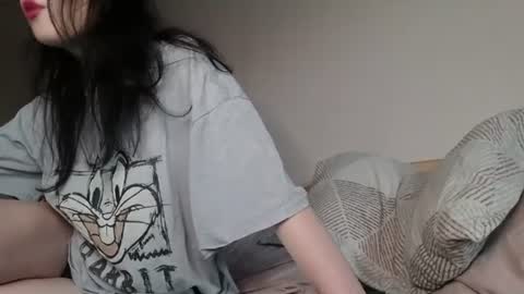 Snapshot of moonlightpoison chatting on June 2026 08:06:01 AM moonlightpoison online show from June 2026 08:06:01 AM