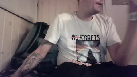 Snapshot of moonlines chatting on December 2024 05:49:02 AM BouncyBoner online show from December 2024 05:49:02 AM