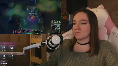 Snapshot of moonlish_siren chatting on March 2026 09:30:02 PM Katrin online show from March 2026 09:30:02 PM