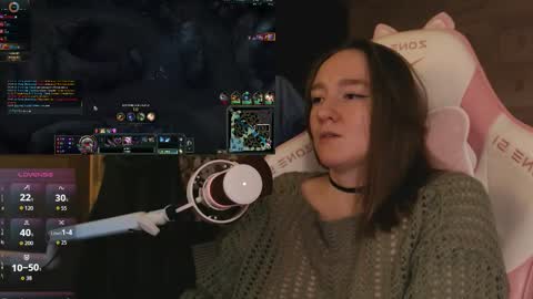 Snapshot of moonlish_siren chatting on March 2026 09:58:01 PM Katrin online show from March 2026 09:58:01 PM