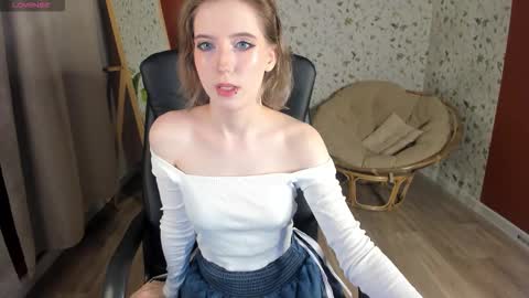 Asuna online show from November 2025 01:31:01 PM