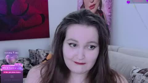 Snapshot of moonshinelady chatting on March 2026 10:39:01 PM Kate online show from March 2026 10:39:01 PM