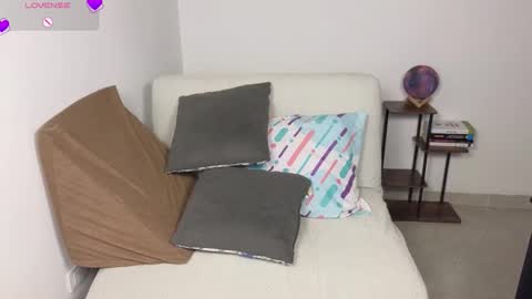 Moon Woman online show from January 2026 03:33:01 AM