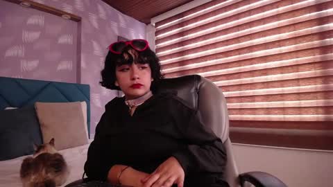 Michelle online show from February 2025 04:07:01 PM