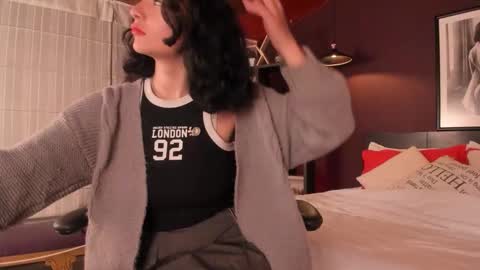 Snapshot of moony_14 chatting on February 2026 12:32:02 PM Michelle online show from February 2026 12:32:02 PM