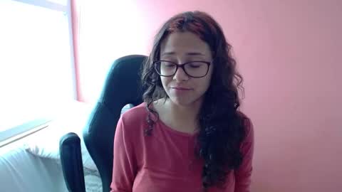 Mora Haze 3 online show from October 2025 02:18:02 PM