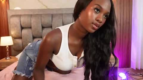 more hott online show from October 2025 03:03:02 PM