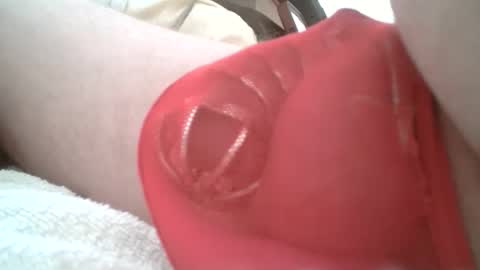 Snapshot of morefun2lickit chatting on April 2026 05:28:01 PM morefun2lickit online show from April 2026 05:28:01 PM