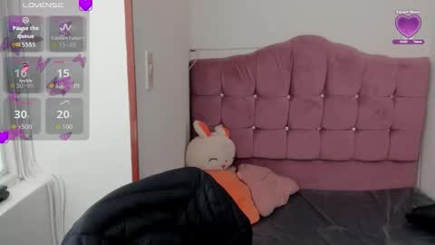 Snapshot of morena_rodriguez_9 chatting on October 2025 07:04:02 PM morena_rodriguez_9 online show from October 2025 07:04:02 PM