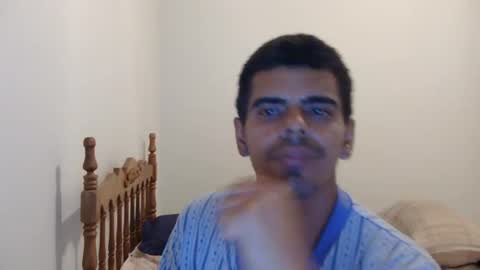 Snapshot of morenokaxu chatting on August 2026 12:32:02 AM morenokaxu online show from August 2026 12:32:02 AM