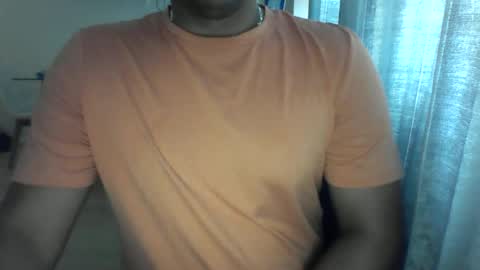 Snapshot of morenolatin19 chatting on June 2026 05:12:02 PM Jos Luis online show from June 2026 05:12:02 PM