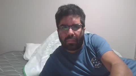 morenoxaudaz online show from November 2025 04:52:02 PM