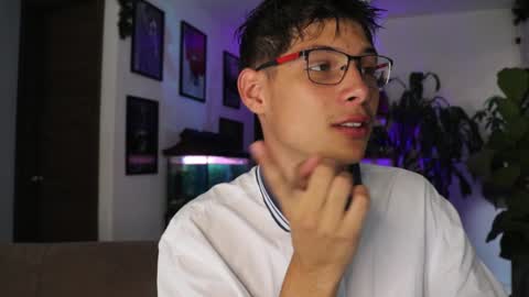 Snapshot of morgan_hiller chatting on February 2025 09:23:02 PM   online show from February 2025 09:23:02 PM