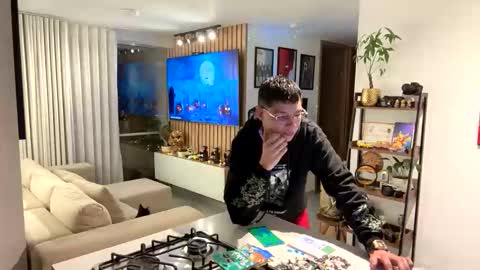 Snapshot of morgan_hiller chatting on October 2025 12:24:02 AM   online show from October 2025 12:24:02 AM