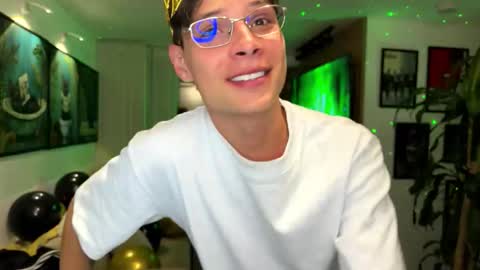 Snapshot of morgan_hiller chatting on March 2026 02:22:01 AM online show from March 2026 02:22:01 AM