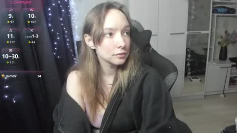 Snapshot of morimy chatting on March 2026 09:32:02 PM Lisa 3 online show from March 2026 09:32:02 PM