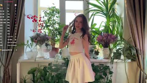 Snapshot of morningalisa chatting on April 2026 12:30:02 AM Alisa online show from April 2026 12:30:02 AM