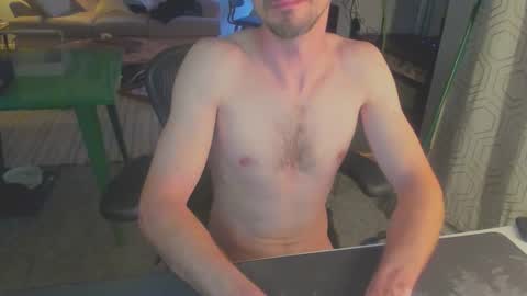 Snapshot of morningwood_8890 chatting on November 2025 06:03:01 AM Dylan online show from November 2025 06:03:01 AM