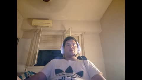 Bruno online show from February 2025 04:09:02 AM