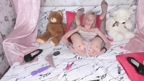 Snapshot of morphomarilyne chatting on January 2025 05:05:01 AM Morpho online show from January 2025 05:05:01 AM