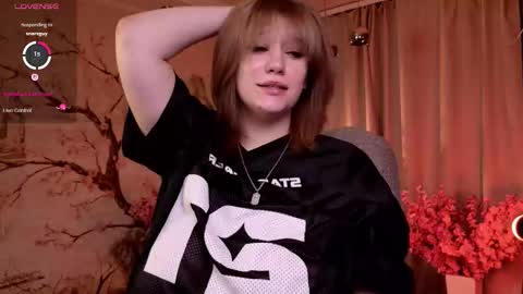 Snapshot of morvelyn chatting on November 2025 03:02:01 PM morvelyn online show from November 2025 03:02:01 PM