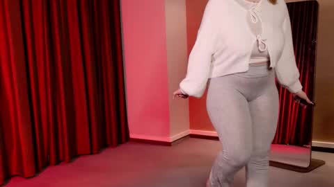 Snapshot of morvelyn chatting on November 2025 06:00:02 PM morvelyn online show from November 2025 06:00:02 PM