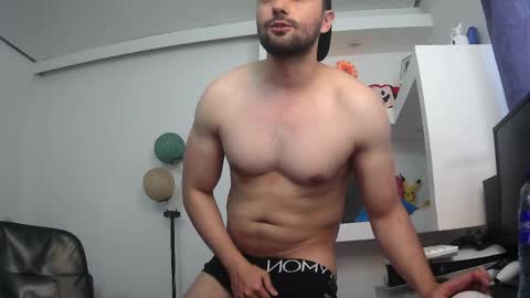 Snapshot of moscow2720 chatting on May 2026 04:15:01 PM Moscow online show from May 2026 04:15:01 PM