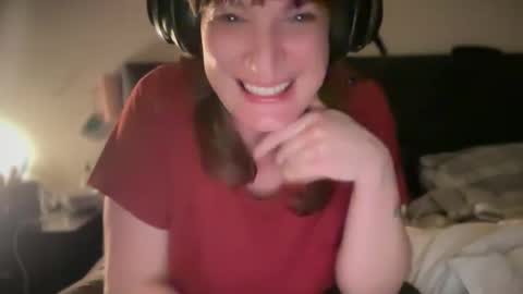 Snapshot of mossy_mommy chatting on April 2026 12:46:02 AM Mossy Mommy online show from April 2026 12:46:02 AM