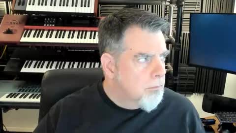 Snapshot of mostly_unbothered chatting on November 2025 11:07:01 AM mostly_unbothered online show from November 2025 11:07:01 AM