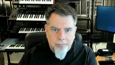 Snapshot of mostly_unbothered chatting on April 2026 06:14:02 AM mostly_unbothered online show from April 2026 06:14:02 AM