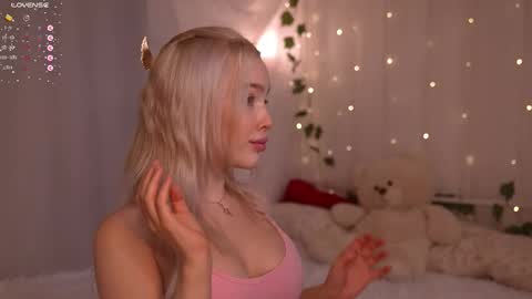 Snapshot of mother__of__dragons chatting on September 2025 11:37:01 PM  Deni and Jett my weekly schedule online show from September 2025 11:37:01 PM