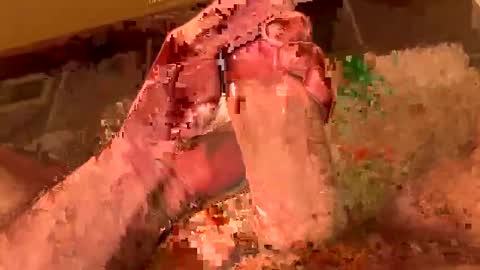 Snapshot of motomo12 chatting on December 2024 03:55:02 AM Henry online show from December 2024 03:55:02 AM