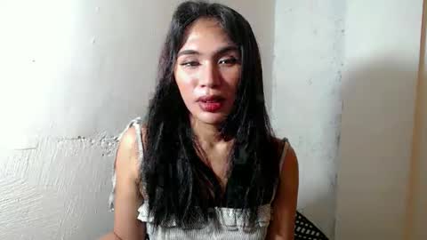 mouiline_rouge69 online show from March 2026 05:23:01 AM