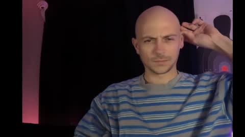 Snapshot of mount_vesuvius chatting on April 2026 05:13:01 AM mount_vesuvius online show from April 2026 05:13:01 AM