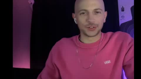 Snapshot of mount_vesuvius chatting on April 2026 03:35:01 AM mount_vesuvius online show from April 2026 03:35:01 AM