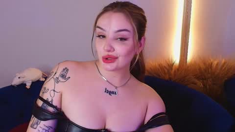 Snapshot of mousemother chatting on December 2024 06:33:01 AM Carolina online show from December 2024 06:33:01 AM