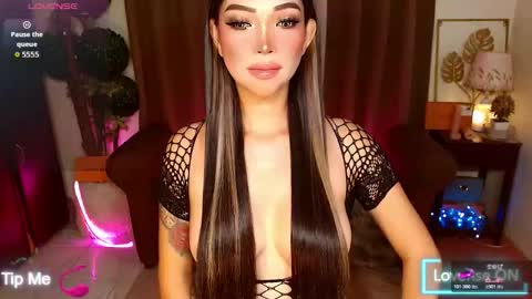 mouthwatering_ayesha online show from November 2025 12:20:02 AM