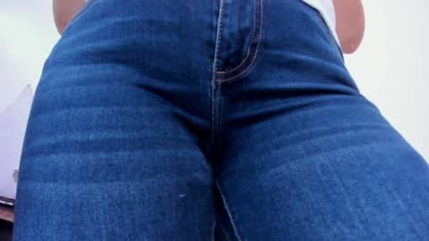 Snapshot of moxa_hot chatting on December 2024 02:02:01 PM moxa hot online show from December 2024 02:02:01 PM