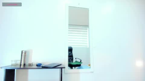 Snapshot of moxa_hot chatting on October 2025 03:02:01 PM moxa hot online show from October 2025 03:02:01 PM