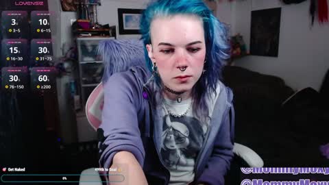 Moxy online show from December 2024 07:22:01 PM