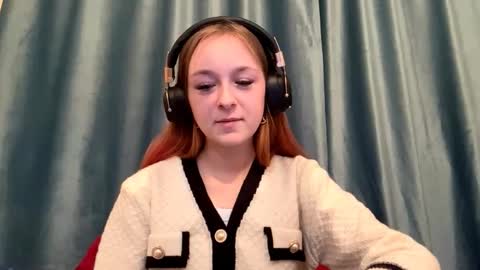 Jenny online show from October 2025 02:34:01 PM