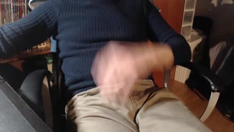 Snapshot of mpmimp chatting on December 2024 05:35:02 PM mpmimp online show from December 2024 05:35:02 PM