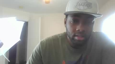 Snapshot of mr2freshlove chatting on October 2025 04:46:02 AM Mr2freshlove online show from October 2025 04:46:02 AM