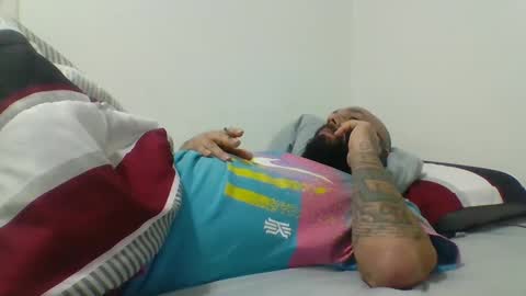 Mr8 online show from January 2025 03:44:01 AM